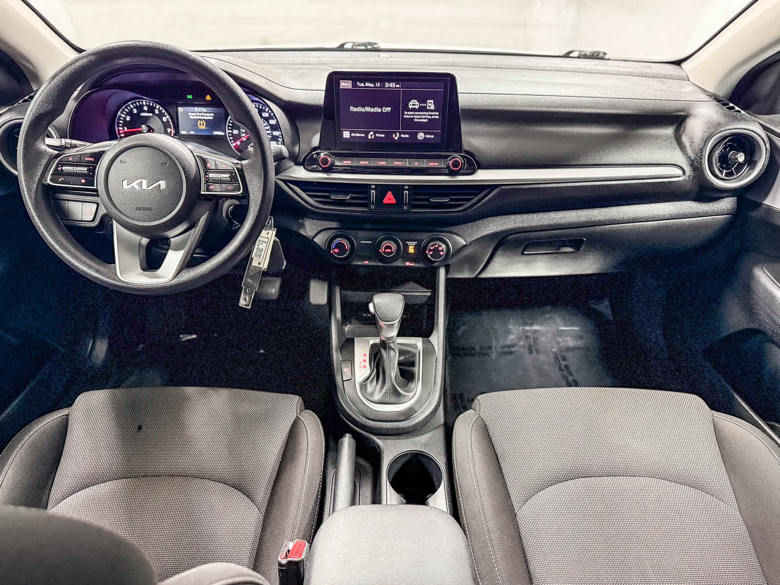 Thumbnail: 2024 Kia Forte - 12
