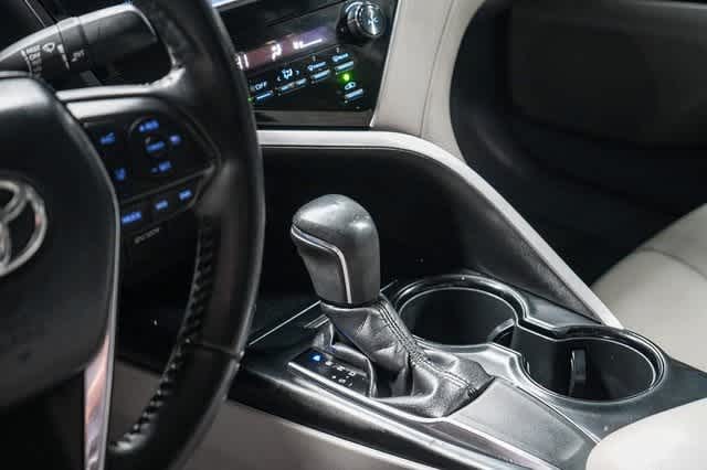 Thumbnail: 2018 Toyota Camry - 24