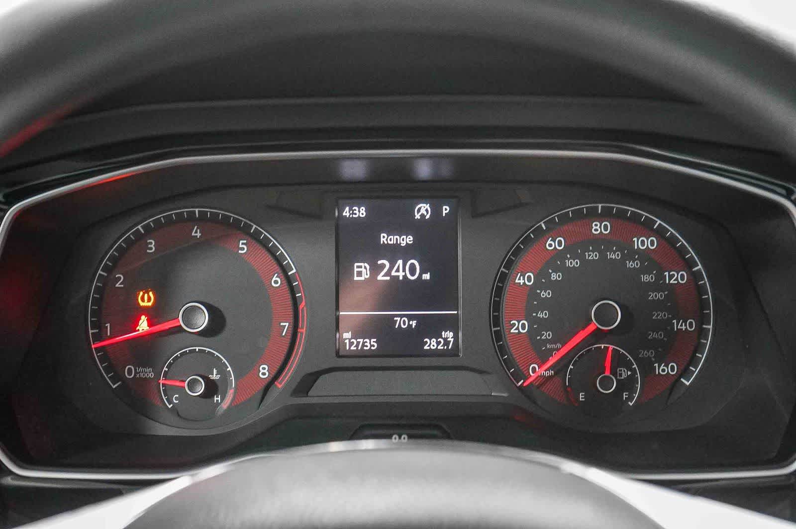 Thumbnail: 2021 Volkswagen Jetta - 24