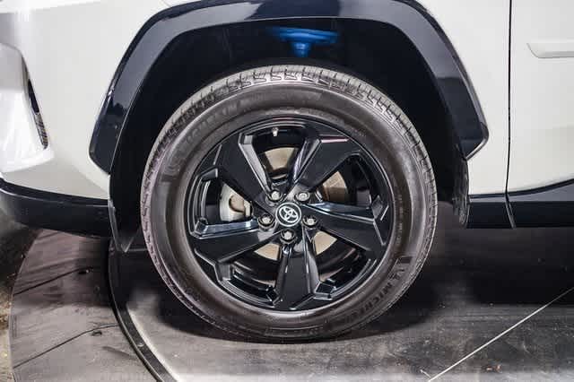 Thumbnail: 2019 Toyota RAV4 - 7