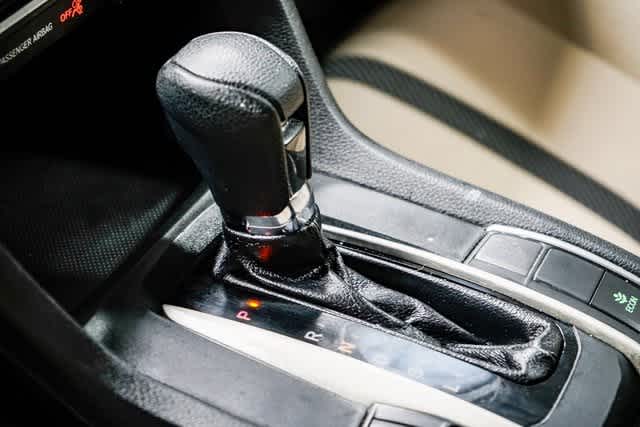 Thumbnail: 2016 Honda Civic - 20