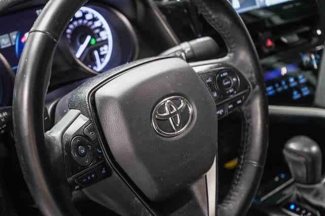 Thumbnail: 2022 Toyota Camry - 22