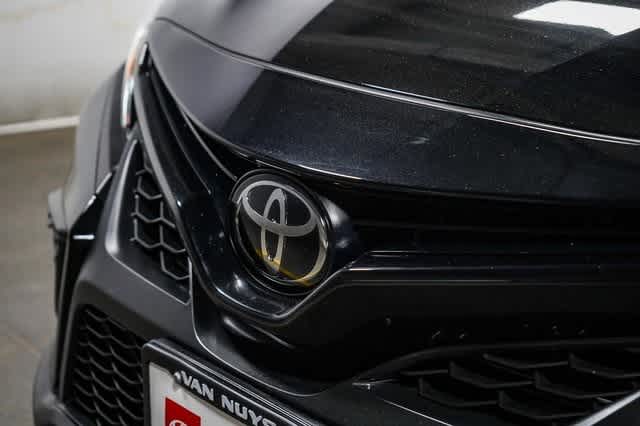 2022 Toyota Camry SE 9