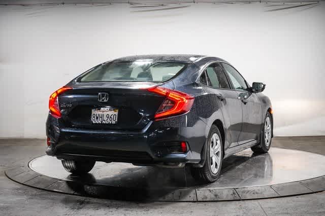 Thumbnail: 2017 Honda Civic - 4