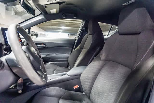 Thumbnail: 2019 Toyota C-HR - 18