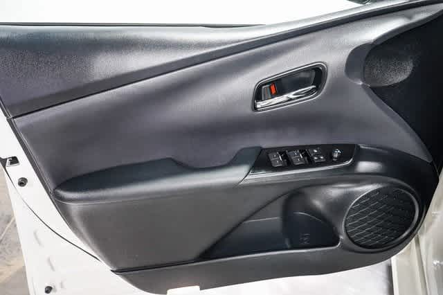2020 Toyota Prius Prime XLE 21