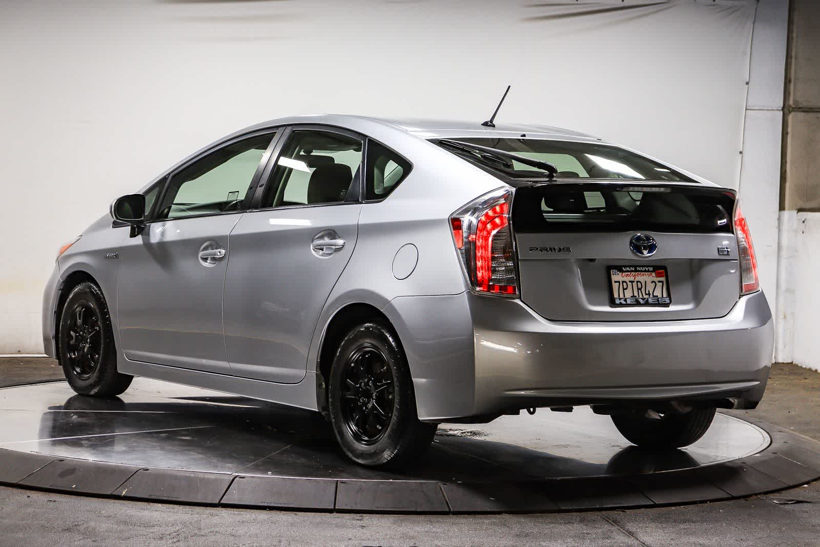Thumbnail: 2015 Toyota Prius - 2