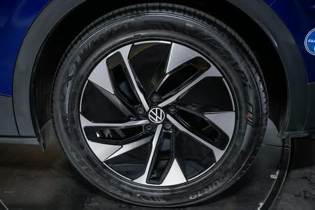 Thumbnail: 2021 Volkswagen ID.4 - 10