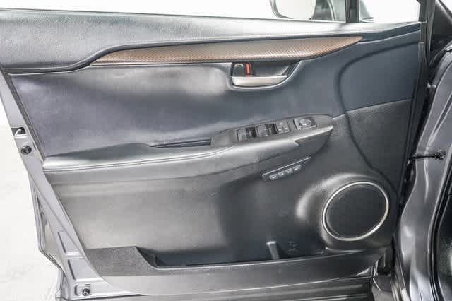 2015 Lexus NX 200t 22