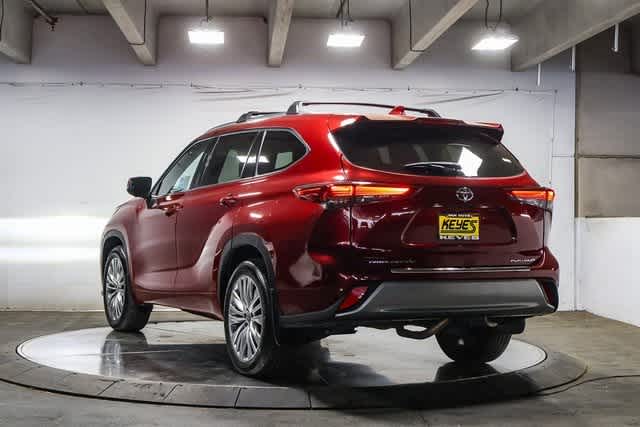 2023 Toyota Highlander Platinum 2