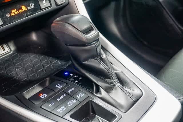Thumbnail: 2024 Toyota RAV4 - 19