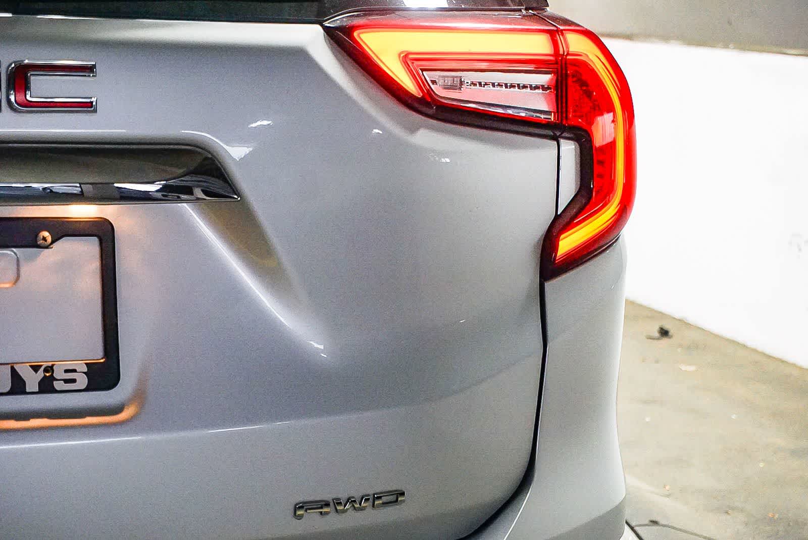 Thumbnail: 2022 GMC Terrain - 12