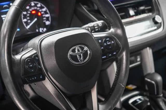 Thumbnail: 2023 Toyota Corolla Cross - 22