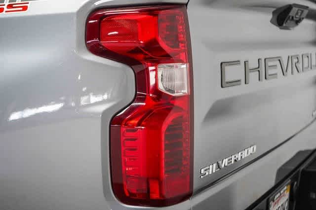 Thumbnail: 2023 Chevrolet Silverado 1500 - 12