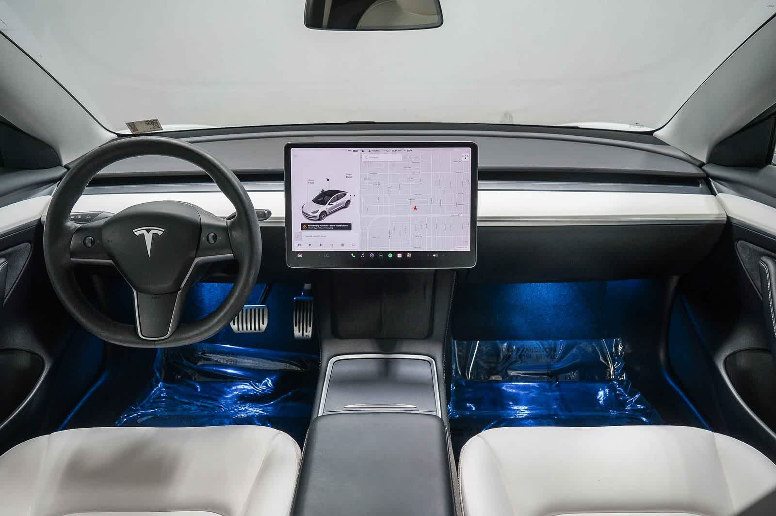 Thumbnail: 2021 Tesla Model 3 - 12