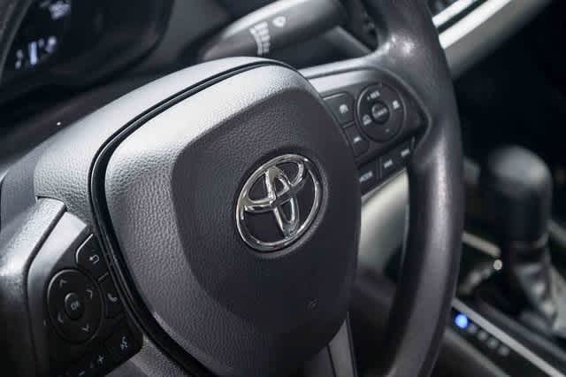 Thumbnail: 2023 Toyota Corolla - 21