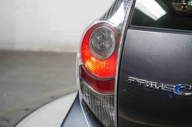 Thumbnail: 2012 Toyota Prius c - 11