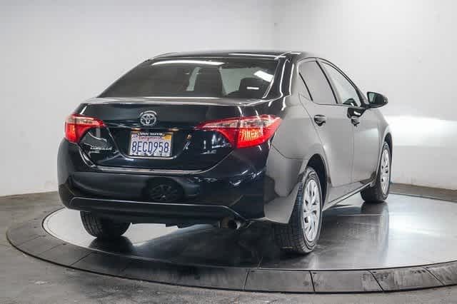 Thumbnail: 2018 Toyota Corolla - 4