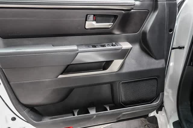 Thumbnail: 2025 Toyota Tundra - 18