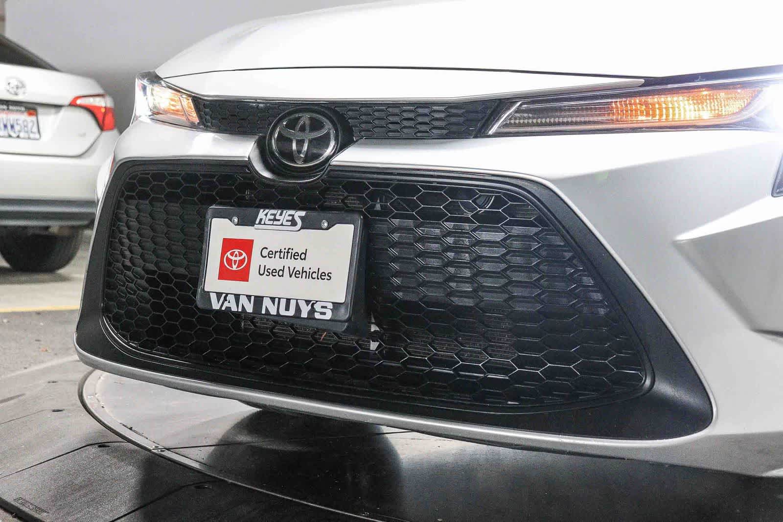 Thumbnail: 2022 Toyota Corolla - 9