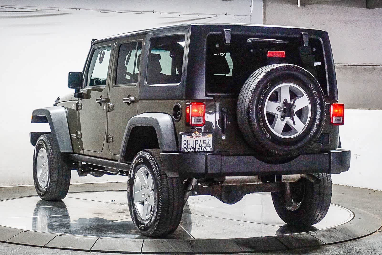 Thumbnail: 2016 Jeep Wrangler - 7