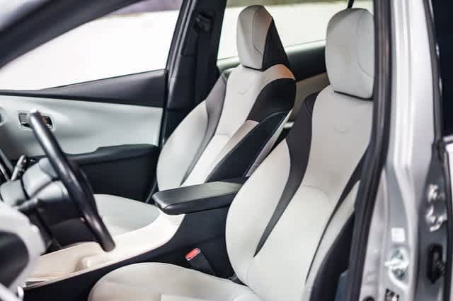 Thumbnail: 2017 Toyota Prius Prime - 17