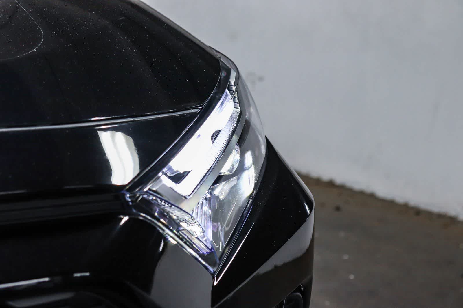 Thumbnail: 2025 Toyota RAV4 - 8