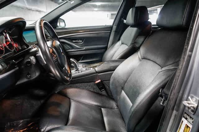 Thumbnail: 2012 BMW 5 Series - 17