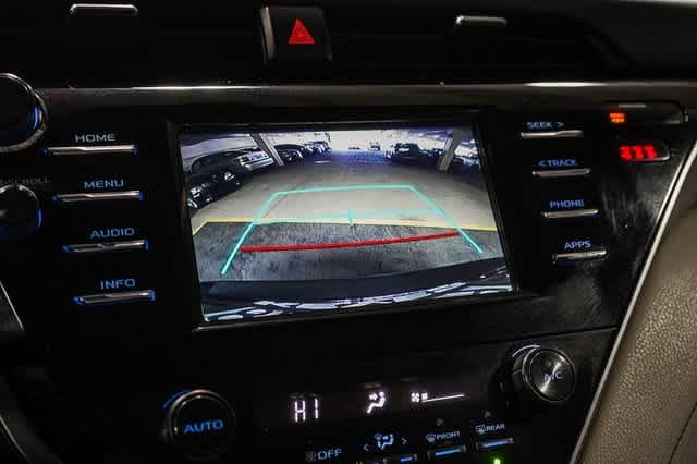 Thumbnail: 2018 Toyota Camry - 26