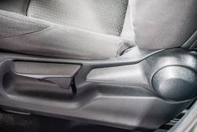 Thumbnail: 2018 Toyota C-HR - 20