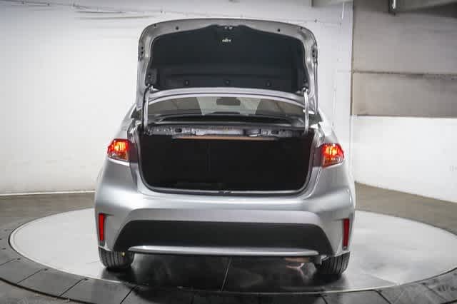 2022 Toyota Corolla LE 27