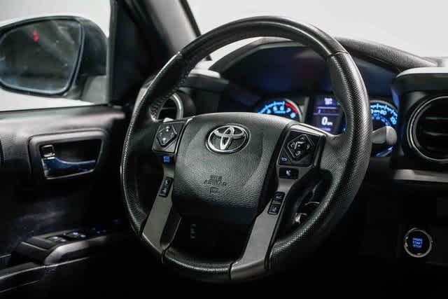 Thumbnail: 2020 Toyota Tacoma - 14