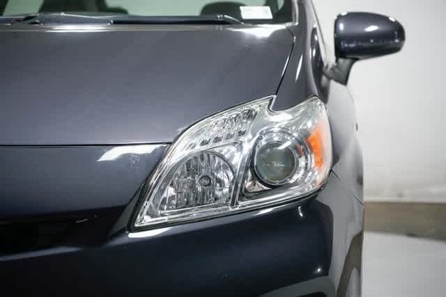 Thumbnail: 2015 Toyota Prius - 8