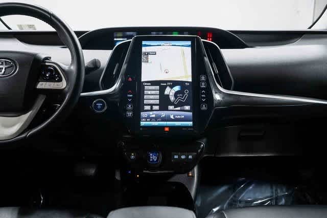 Thumbnail: 2017 Toyota Prius Prime - 14