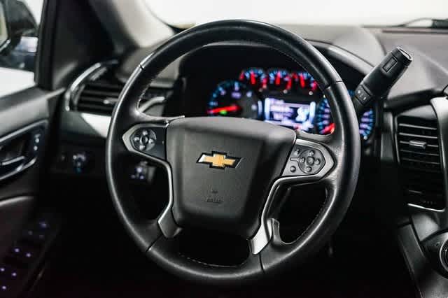 Thumbnail: 2017 Chevrolet Suburban - 15