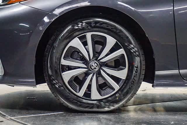 Thumbnail: 2018 Toyota Prius Prime - 10