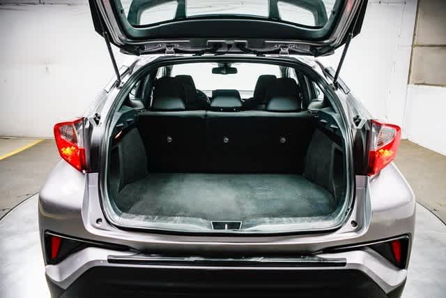 Thumbnail: 2018 Toyota C-HR - 27