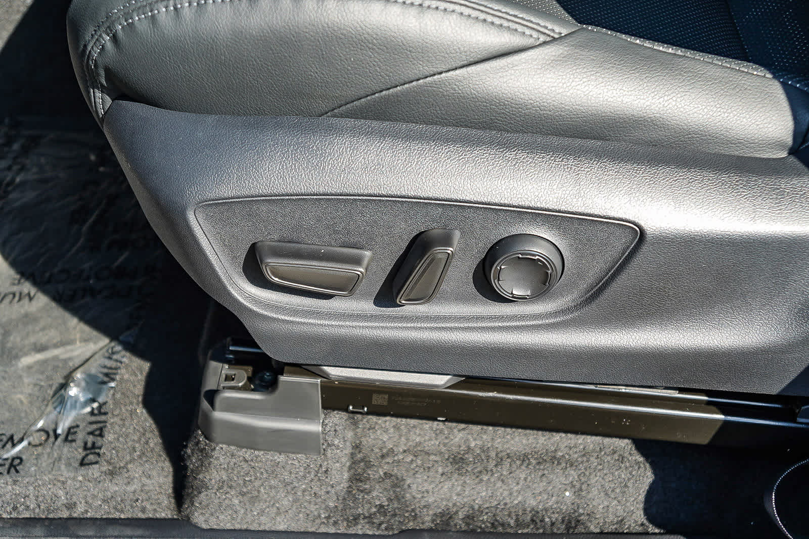 Thumbnail: 2025 Toyota Tacoma - 25