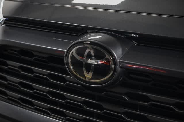 Thumbnail: 2023 Toyota RAV4 - 9