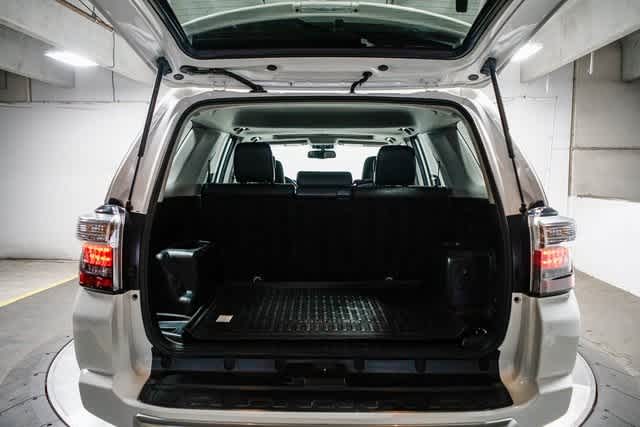 Thumbnail: 2019 Toyota 4Runner - 27