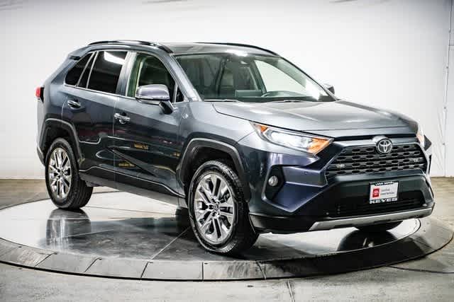 Thumbnail: 2019 Toyota RAV4 - 6