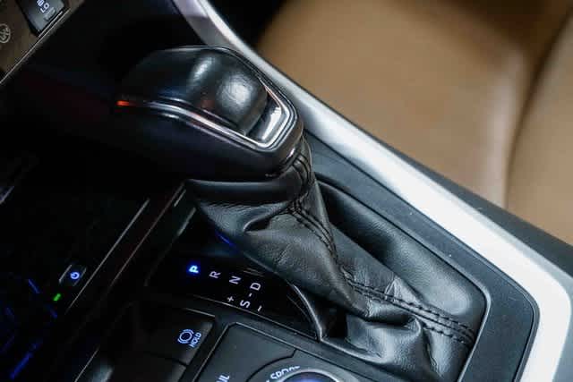 Thumbnail: 2019 Toyota RAV4 - 22