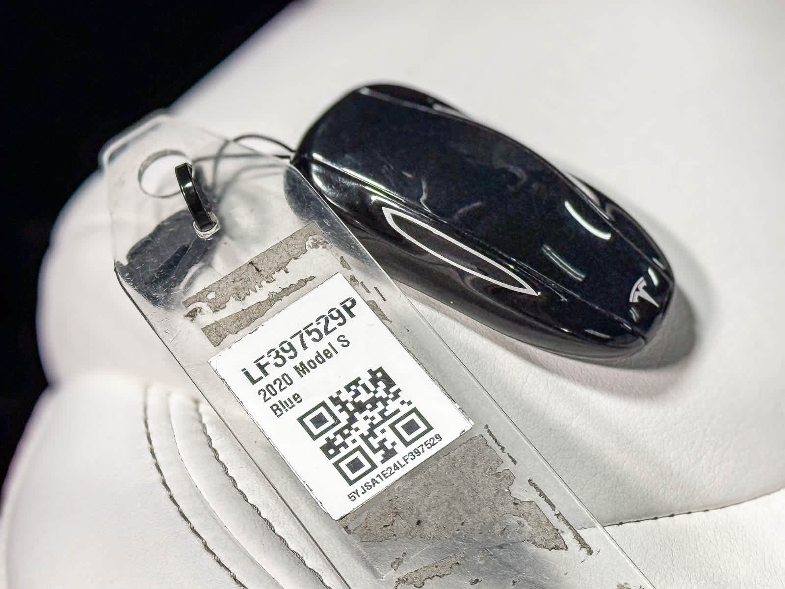 Thumbnail: 2020 Tesla Model S - 29