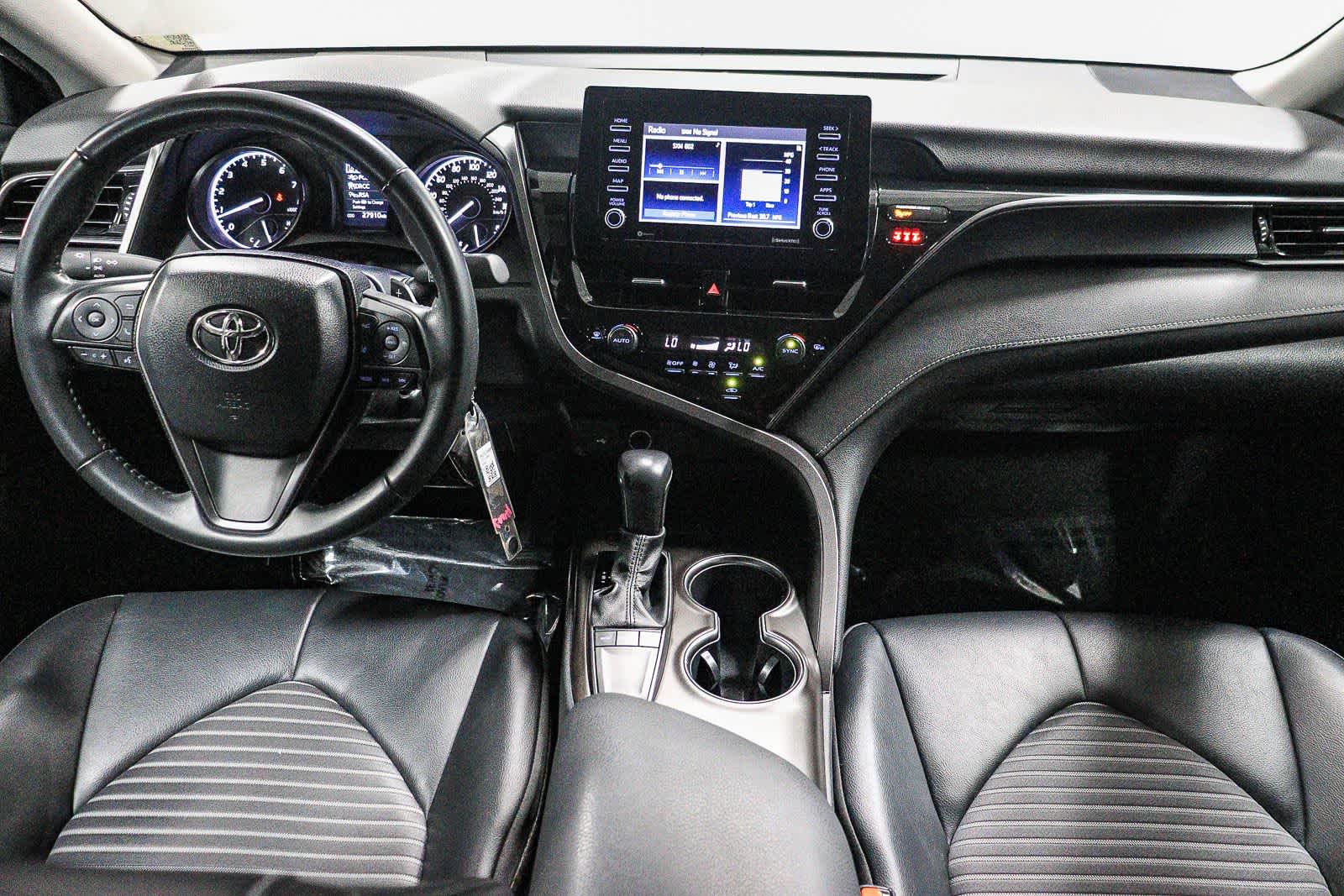 Thumbnail: 2023 Toyota Camry - 12