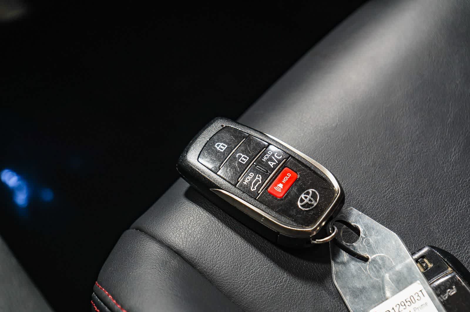 Thumbnail: 2023 Toyota RAV4 - 29