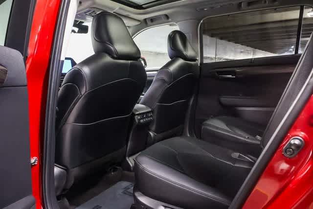 2023 Toyota Highlander Platinum 19