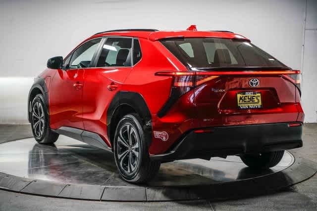 Thumbnail: 2024 Toyota bZ4X - 2