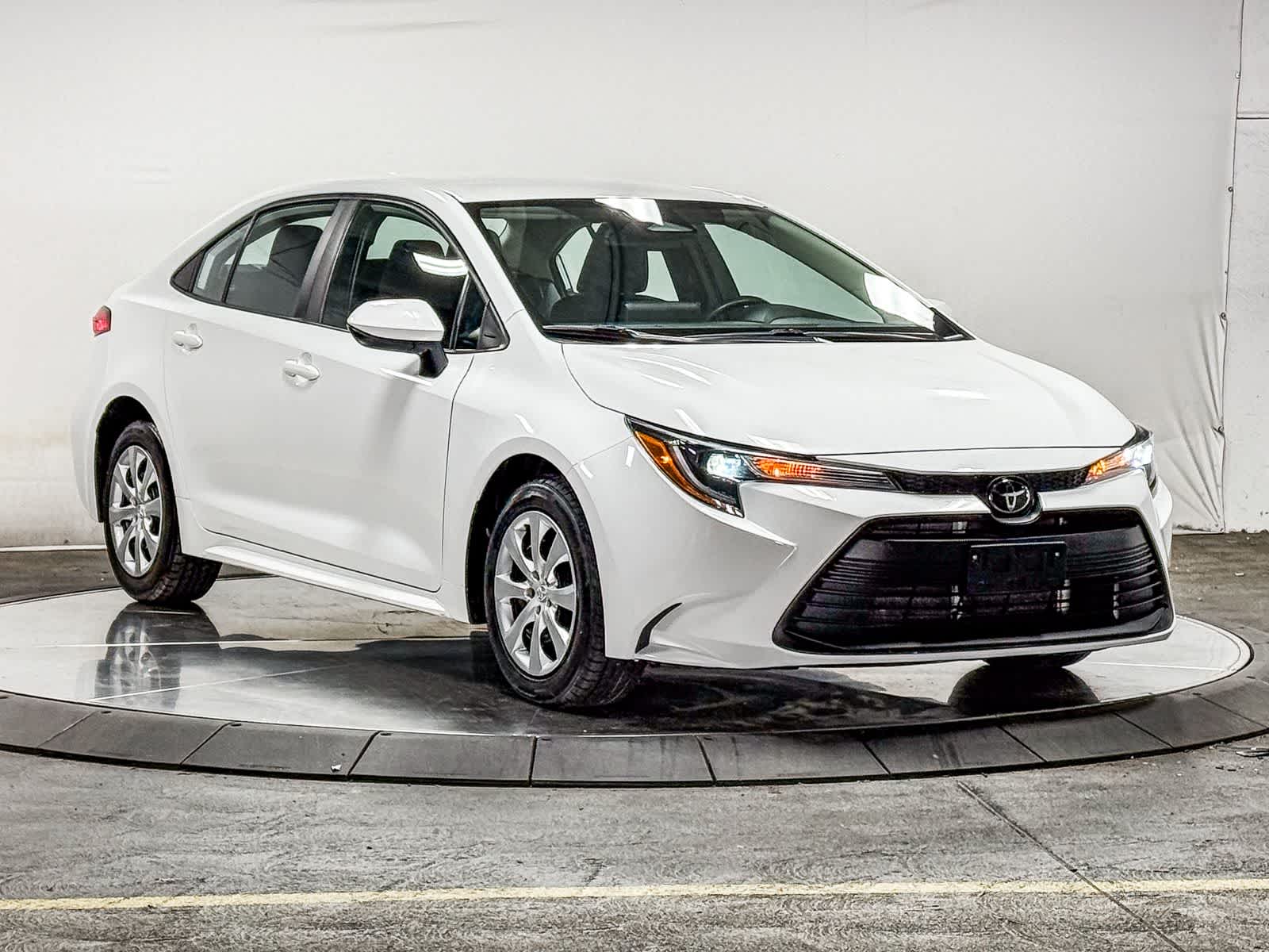 Thumbnail: 2024 Toyota Corolla - 5