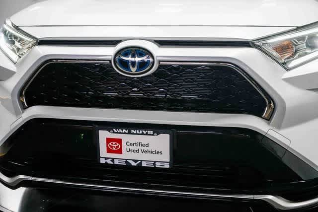 Thumbnail: 2021 Toyota RAV4 - 9