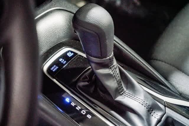 2022 Toyota Corolla LE 21